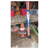 2 wooden Fourth of July decorations