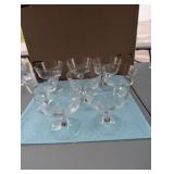 Set of etched parfait glasses (8)