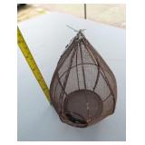 Metal mesh bird feeder/house