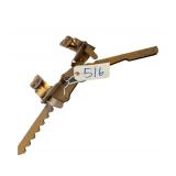 Fence Stretcher Tool - Fruit Picker