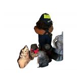 Decorative Items - Wreath - Hand Woven Nativity Scene Framed - Cats - Chalkware Figurine