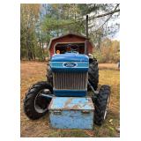 Ford 1910 Diesel Farm Tractor - 599 Hours - Model AP313A - Product ID No. UP05403 - Unit 5C19B - Engine No. T853A-15807 - 4WD - Needs New Alternator
