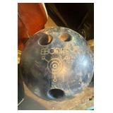 5 Bowling Balls - 4 w/ Bags - 1 Pair of Womens Bowling Shoes
