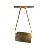 Vintage Roller 18" W