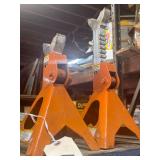 A Set Jack Stands 12 to 17 Inches