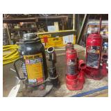 4 Bottle Jacks 2 are 2 Ton Lifters, 1 is 8 Ton ,Other is 20 Ton Lift