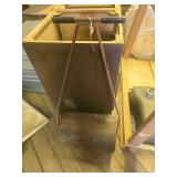 Vintage Roller 18" W