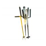 2 Pin Setters & Gardening Claw