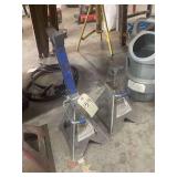 Set of Jack Stands from 15 Up to 24 Inches