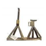 Older Heavier Set of Jack Stands from 17 Up to 25 Inches