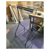 ULine 24" Portable Roll Stand