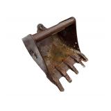 Excavator Bucket - 24 in with Teeth