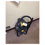 DeWalt 6 Gallon Poly wet/dry Vacuum