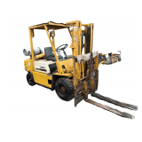 Komatsu FG25 Propane Forklift - Model FG-25-8 - Serial No. 136374 - 2 Stage Mast - 42' Forks - Needs Fixed