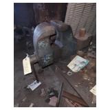 28' Vice Must Bring Proper Tool To Remove