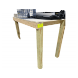 Like-New Wooden Work Bench 60'x36'x43'