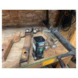 3 Tow Hitches 3 Ball 1-1/8' , and a Trailer Leveler
