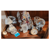 Snow Globe. Clock. Santa. Harp