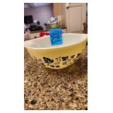 Vintage Pyrex Cinderella Mixing Bowl on Gooseberry Patrern