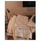 Table Clothes. Place Mats