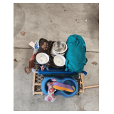 Pet Dishes. Gate. Outside Cable Leash