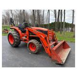 Kubota L3240 Tractor - SN: 52246 - with Front Loader LA514 - Only 1153.6 Hours - Rear PTO - 65in Bucket - Garage Kept - Always Serviced