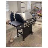 Brinkmann Propane Grill With Tank And Accessories