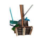 Step Ladder. Boot Brissles. Broom