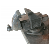 Heavy Duty 4.5in Vice Must bring proper tools to remove