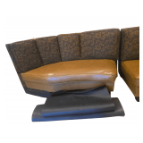 Corner Padded Booth 70"