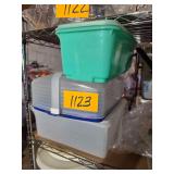 Cake Tote - Celery Keeper - Large Storage