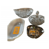 5 Pieces of Anchor Hocking Glass Ware