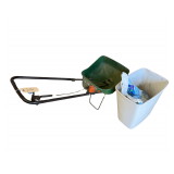 Scotts Spreader - Ice Melt