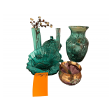 Blenko Green Emerald Cabbage Leaf Bowl -  Teal Green Diamond Patterned Pressed Glass Candy Dish - Indiana Glass illusions optic swirl Vase - Small Gold Painted Bowl