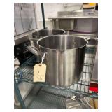 2 Pots 12Qt Each