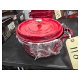 La Cocotte Staub - Cast Iron Cookware 10'