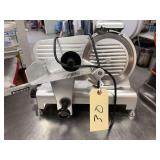 Avantco Equipment 9' Semi Auto Slicer - Model 220ES-8 - 110-120V