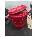 La Cocotte Staub - Cast Iron Cookware 10'