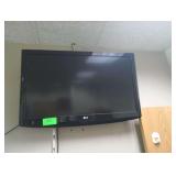 LG 40 inch Flatscreen TV
