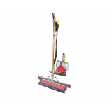 4 Push Brooms 2 Dust Pans
