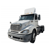 2007 Freightliner Semi Truck Tractor - 6709 - Odometer: 407,991 - 189 Hours - Detroit Diesel Series 60, 14.0L Engine - Has Small Turbo Line Oil Leak
