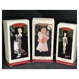 Chrisrkindl Christmas Visitor & 2 Barbie Keepsake
