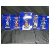 5 Vintage Village Figurines