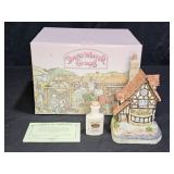 1992 David Winter Thameside Collectors Guild