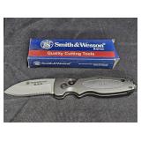 Smith & Wesson SW70S Satin Serrated Extreme OPS