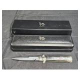 Lantana Picklock Half Grind Black Horn Knife