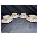 4 Anchor Hocking Holiday Wreath Cups & Saucers