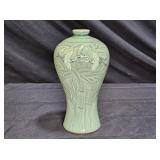 Korean Celadon Porcelain Crackled Glaze Vase