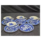 Vintage 4 Blue Willow Tea Cups with 5 Saucers