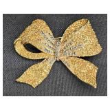 Vtg Corocraft Gold Tone & Rhibnestone Bow Brooch